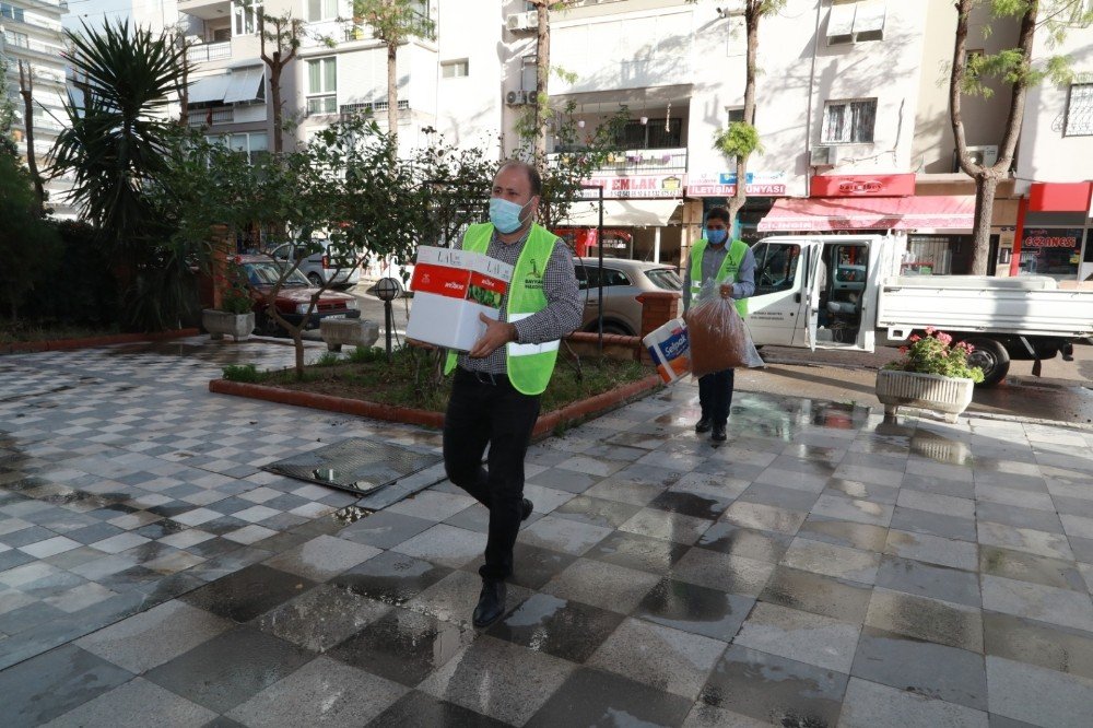 Bayraklı’da 20 Depremzede Aileye Evleri Teslim Edildi