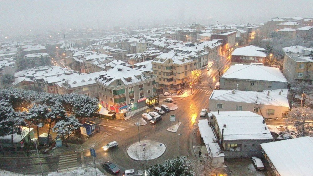 Beyaza Bürünen İstanbul Havadan Görüntülendi