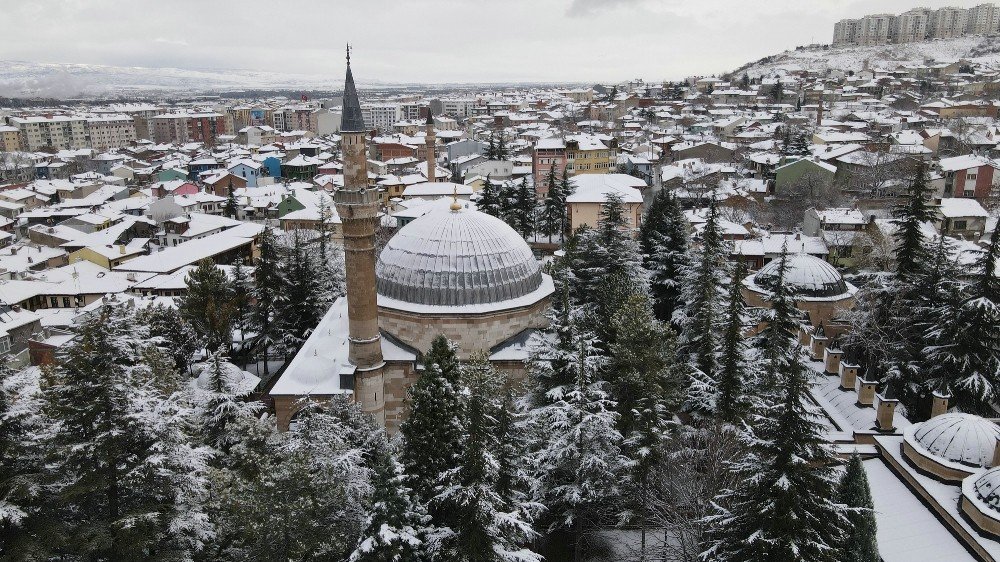 Odunpazarı Beyaza Büründü