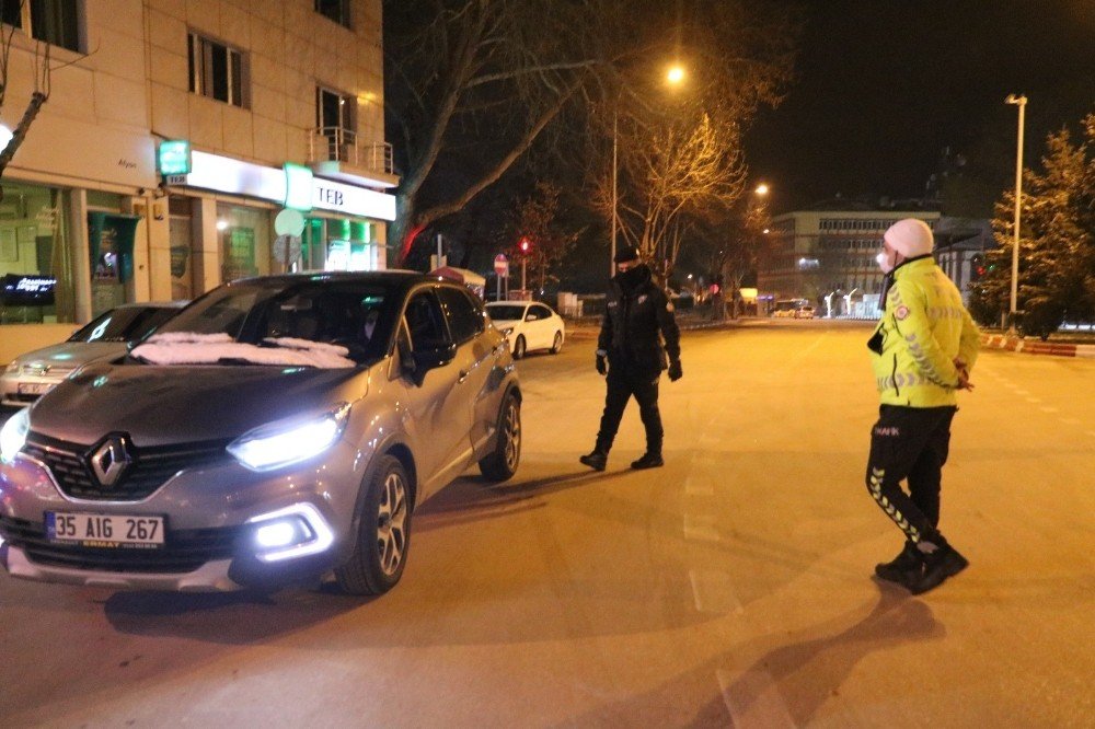 Afyonkarahisar’da Kısıtlama İle Birlikte Denetimler Başladı