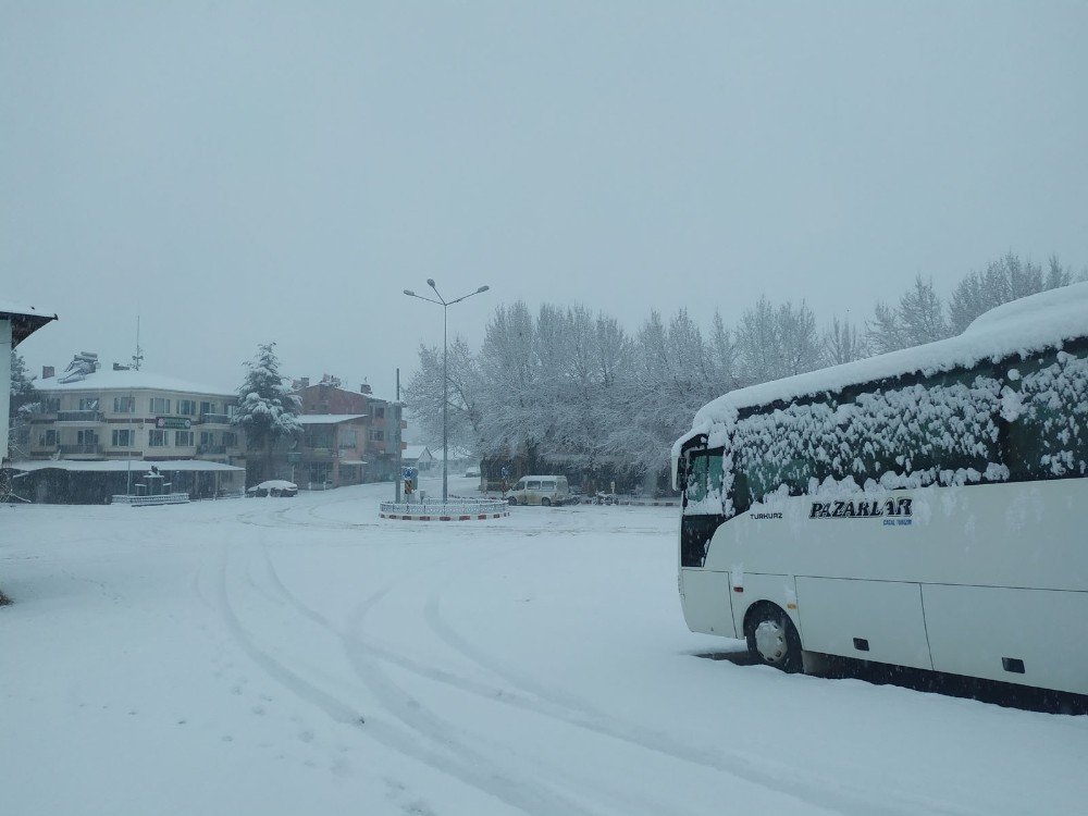 Pazarlar’da Kar Sevinci
