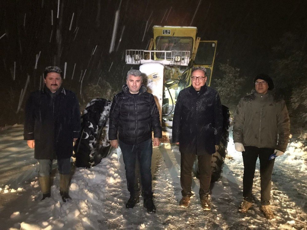 Altıeylül Belediyesinde Kar Nöbeti