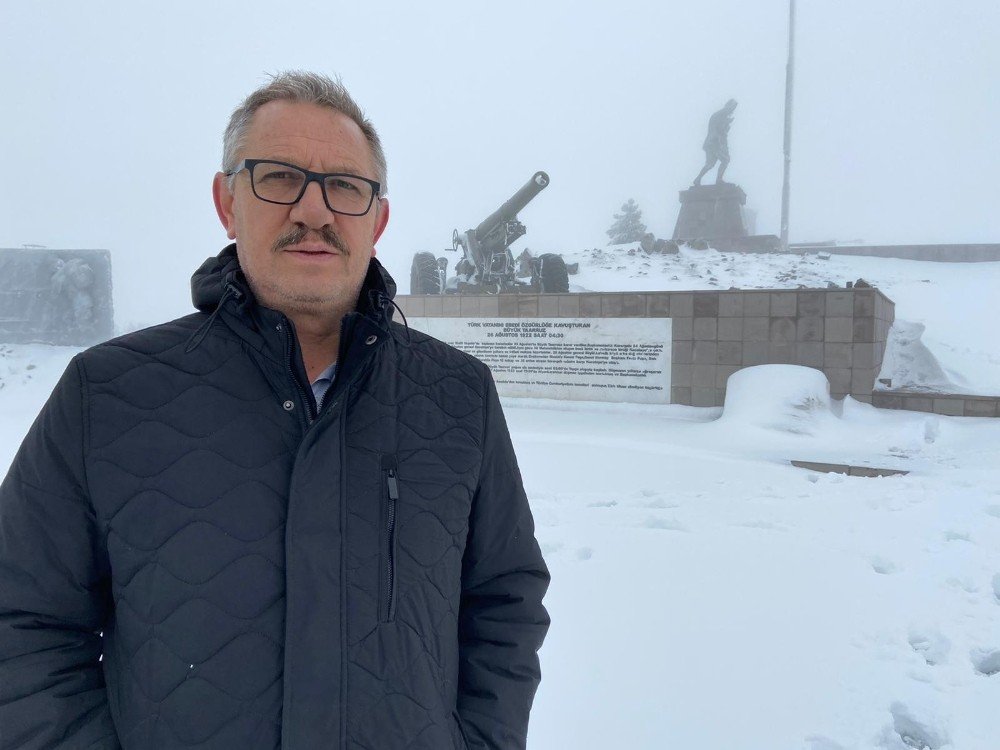 Kar Altındaki Kocatepe’ye Zorlu Ulaşım