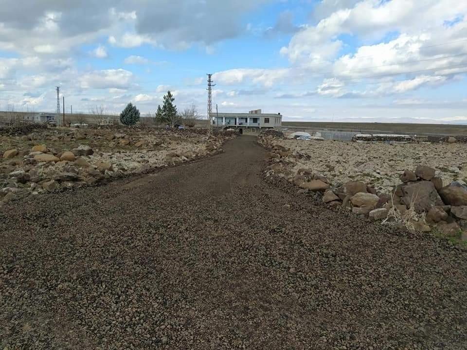 Bağlar’da Yol Yapım Çalışmaları Devam Ediyor
