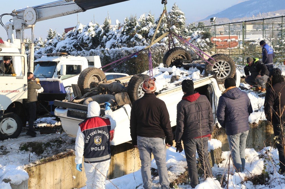 Kaybolan Doktorun Cesedinin Ardından Aracı Da Çıkarıldı