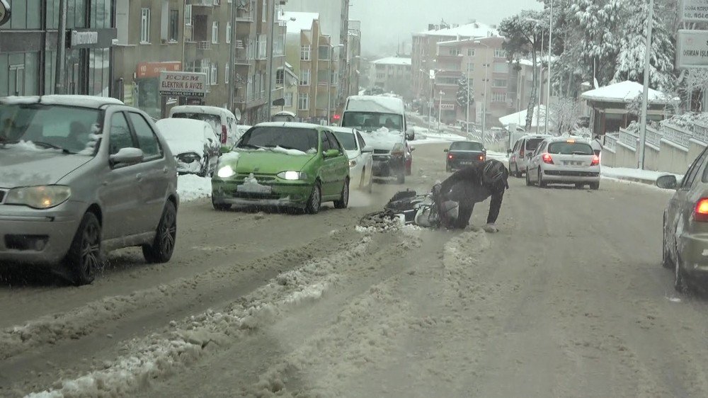 Sinop’ta Kar Kazalara Yol Açtı