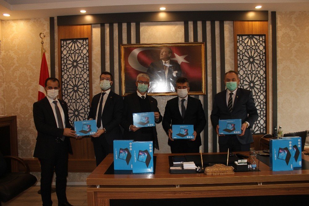 Çarşamba Ticaret Borsası’ndan 55 Tablet