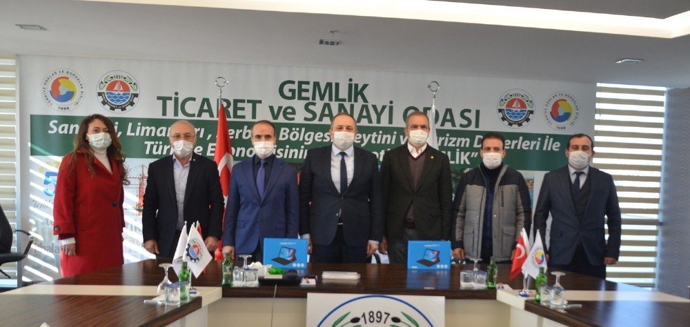 Ticaret Odasından Öğrencilere Tablet