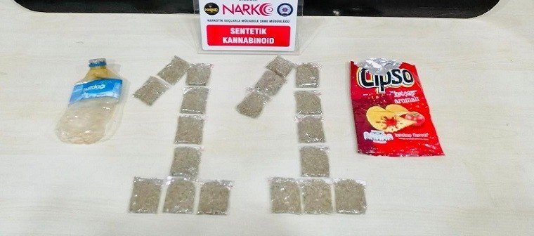 Uyuşturucuyu Cips Poşeti İçerisine Gizlemiş