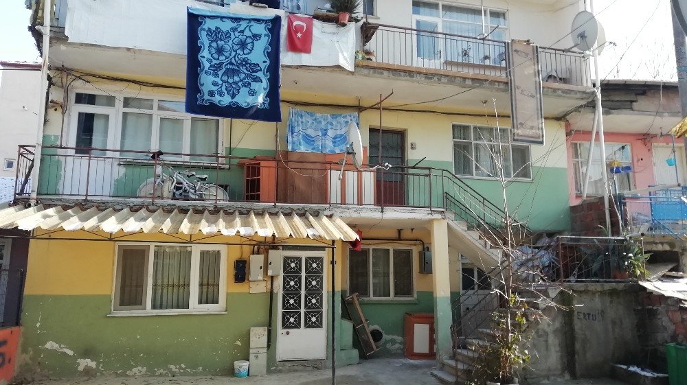 Kocaeli’de Bebek Dehşetinin Yaşandığı Ev Görüntülendi
