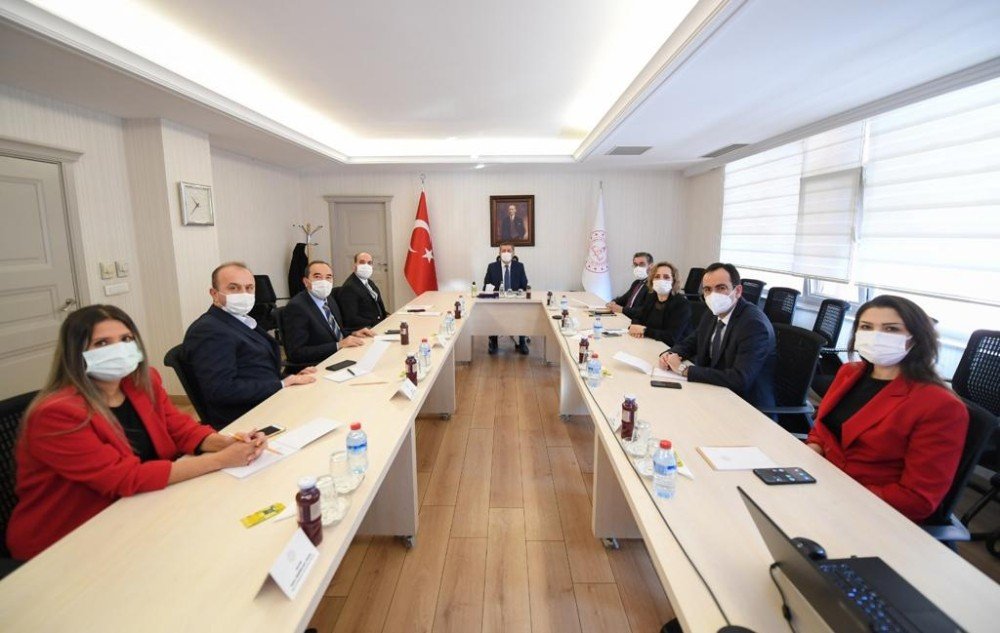 Bakan Selçuk: 15 Şubat’tan İtibaren Okulların Mümkün Olduğu Kadar Yüksek Kapasiteyle Açılması Noktasında Bir Kararlılığımız Var”