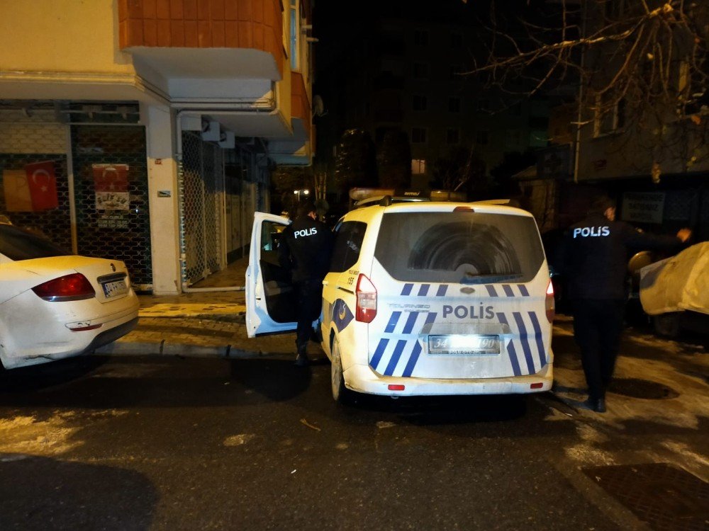 Üsküdar’da Bir Şahıs Halasını Rehin Aldı