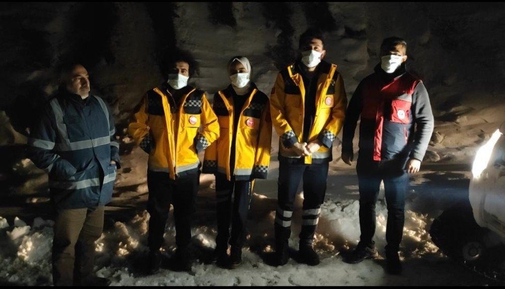 Batman’da 112 Acil Personeli Donmaktan Son Anda Kurtarıldı