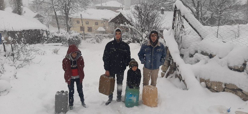 Amasya’da Kar Sevinci