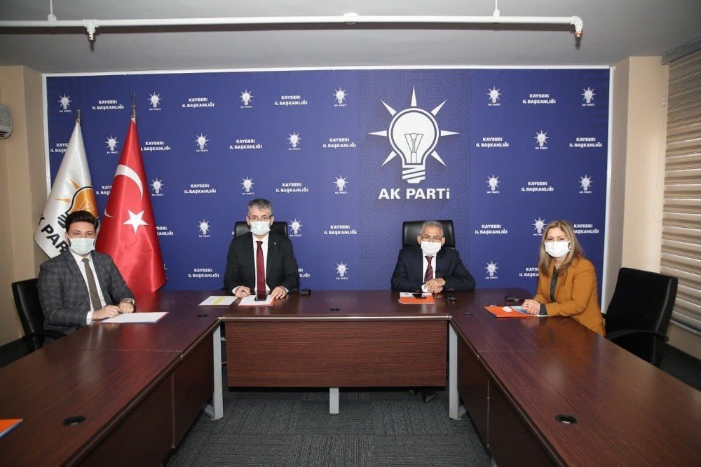 Başkan Büyükkılıç, Ak Parti Genişletilmiş İl Başkanları Toplantısı’na Katıldı