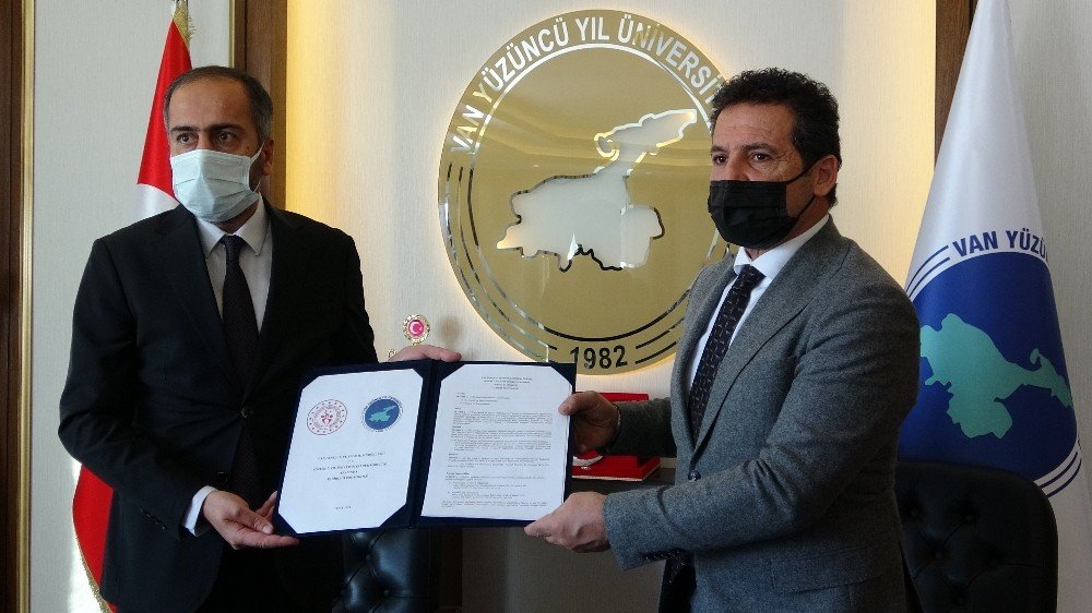 Van’da "gençlik Ofisi" Protokolü İmzalandı