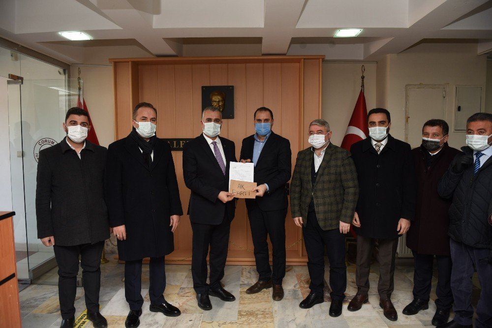 Ak Parti Çorum İl Başkanı Ahlatcı, Mazbatasını Aldı