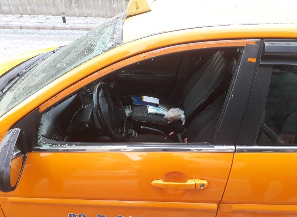 Ankara’da Çaldıkları Otomobille Ticari Taksileri Soyan Çeteye Operasyon