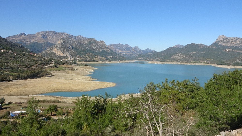 Son Yağışlar Kozan Barajı’nda Su Seviyesini Yükseltti