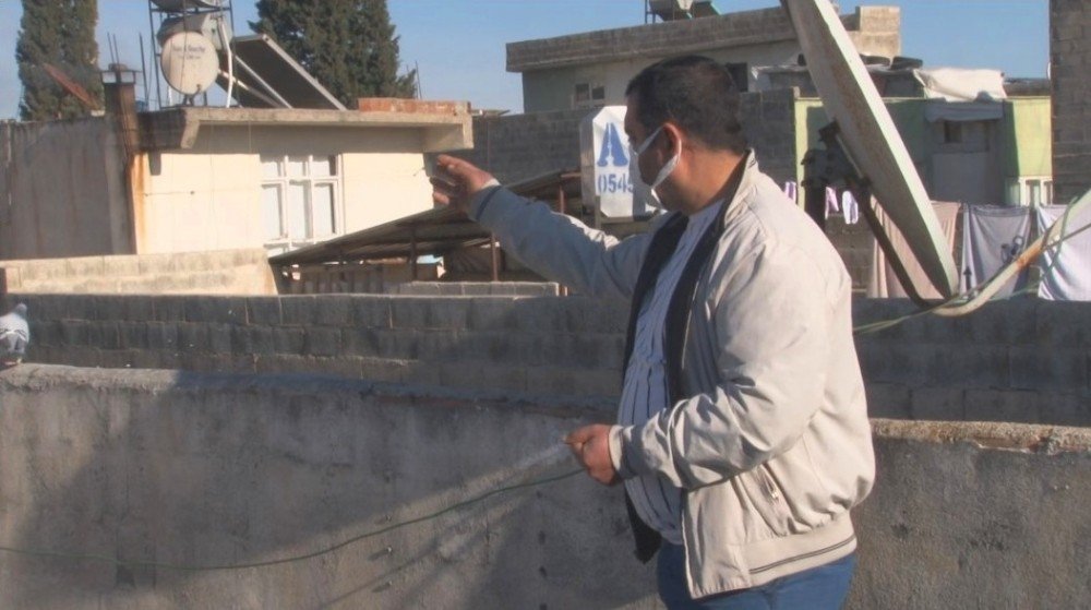 Asılı Kalan Güvercinleri Canını Hiçe Sayarak Kurtardı