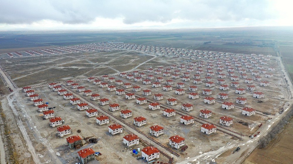Su Altında Kalacak Mahallenin Yeni Konutları Tamamlanıyor