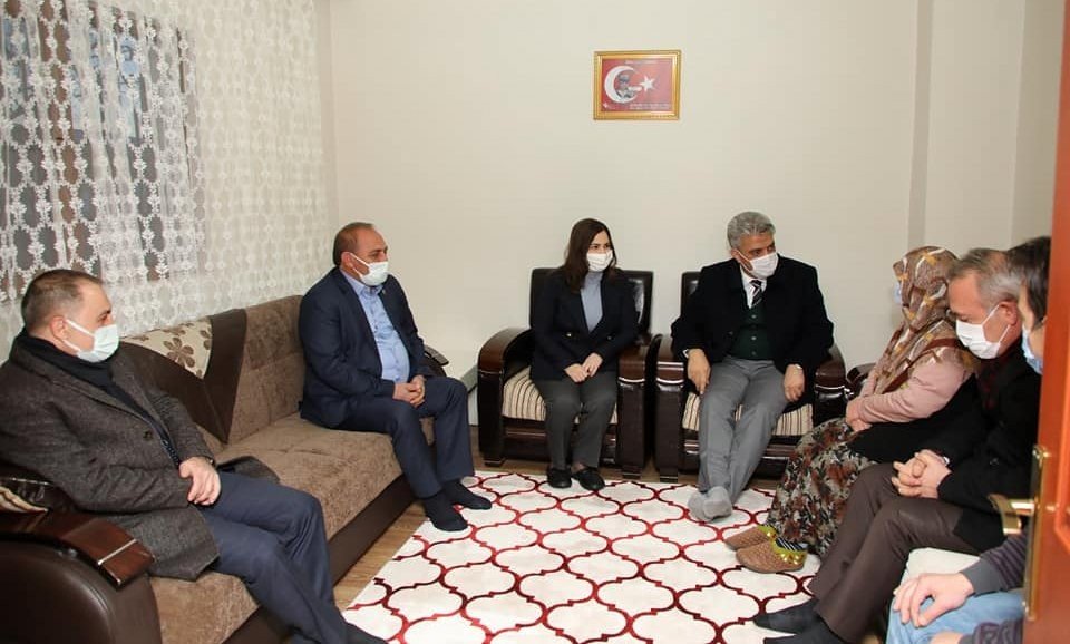 Makas Çiftinden Şehit Ailesine Ziyaret