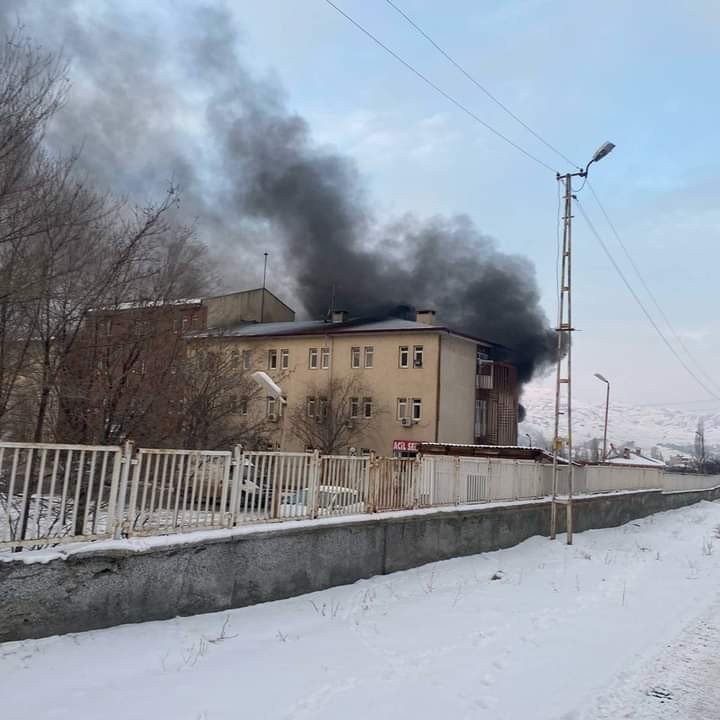 Tuzluca Devlet Hastanesinde Yangın