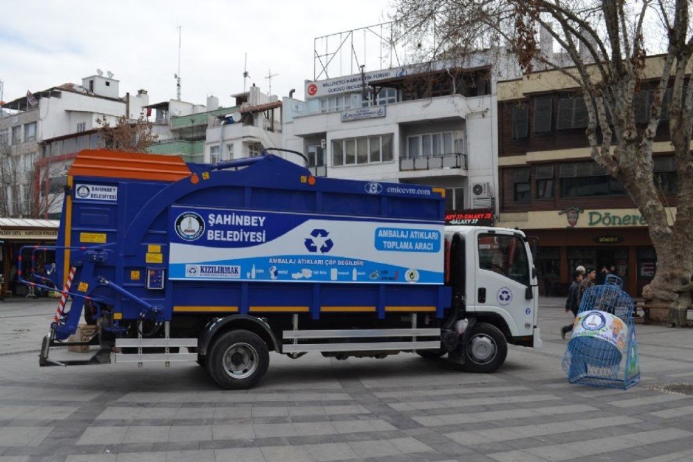 Şahinbey Atıkları Geri Dönüştürüyor