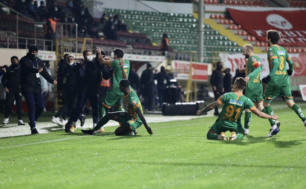 Süper Lig: Aytemiz Alanyaspor: 4 - Mke Ankaragücü: 3 (maç Sonucu)