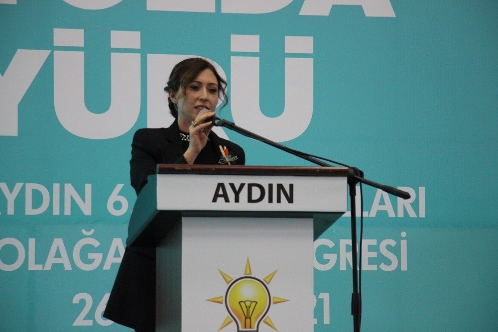 Ak Parti Aydın İ̇l Kadın Kolları Başkanı Göğde, Güven Tazeledi