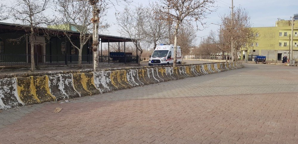 Arazi Anlaşmazlığı Nedeni İle Yengesi Ve Yeğenlerine Kurşun Yağdırdı: 1 Ölü, 2 Yaralı