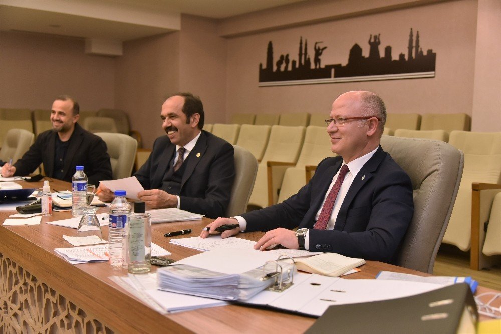 Ak Parti Bursa’ya Büyük Teveccüh