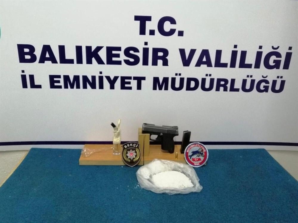 Balıkesir’de Uyuşturucu Operasyonu: 12 Şüpheli Yakalandı