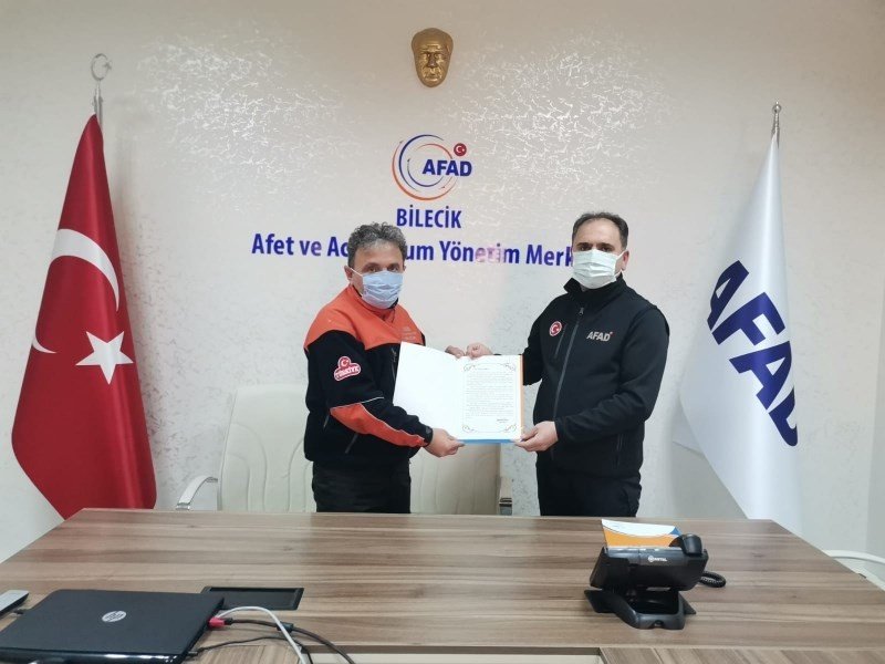 İ̇zmir Valisi Köşger’den Bilecik Afad Personeline Teşekkür Mektubu