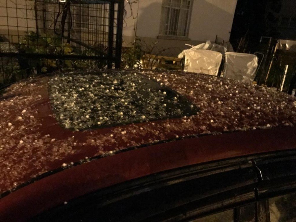 Marmaris’te Yıllar Sonra Kar Tanecikleri Düştü