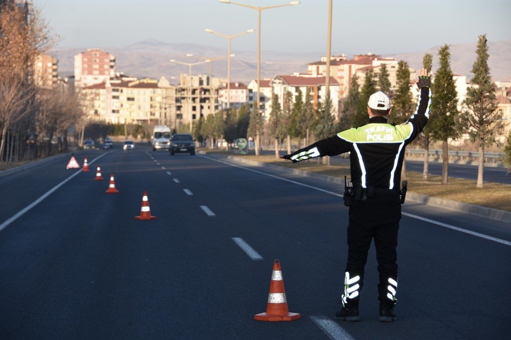 Nevşehir’de 2020 Yılında 4 Bin 759 Araç Sürücüne Ceza Yazıldı
