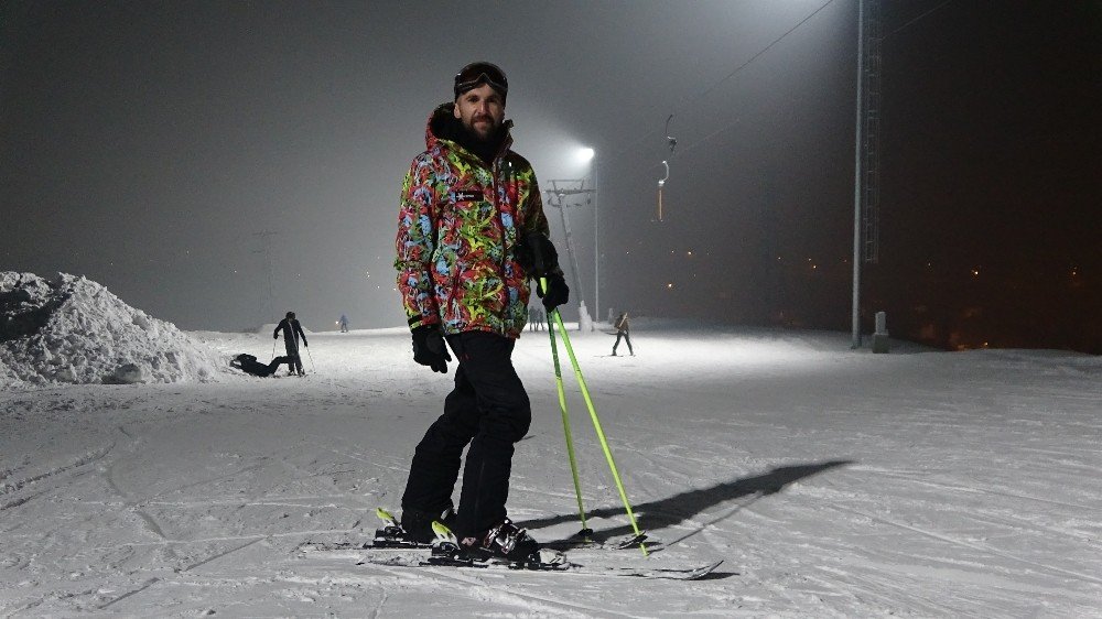 Ağrı, Gece Kayağı İle Buluştu