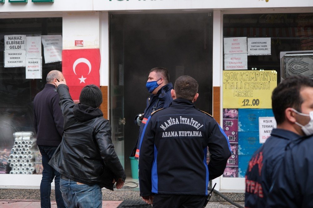 Manisa’da İş Yerinde Çıkan Yangın Korkuttu