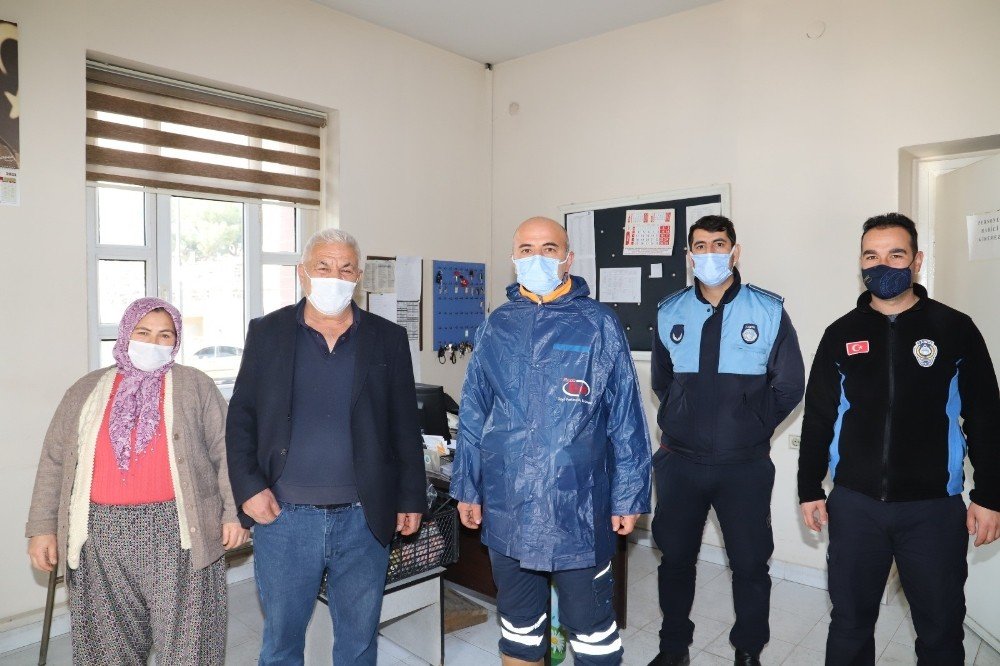 Temizlik İşçisinden ’insanlık Ölmemiş’ Dedirten Davranış