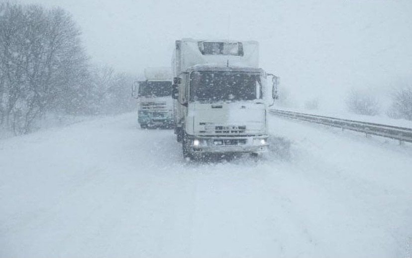 Ukrayna’da Olumsuz Hava Şartları Hayatı Felç Etti