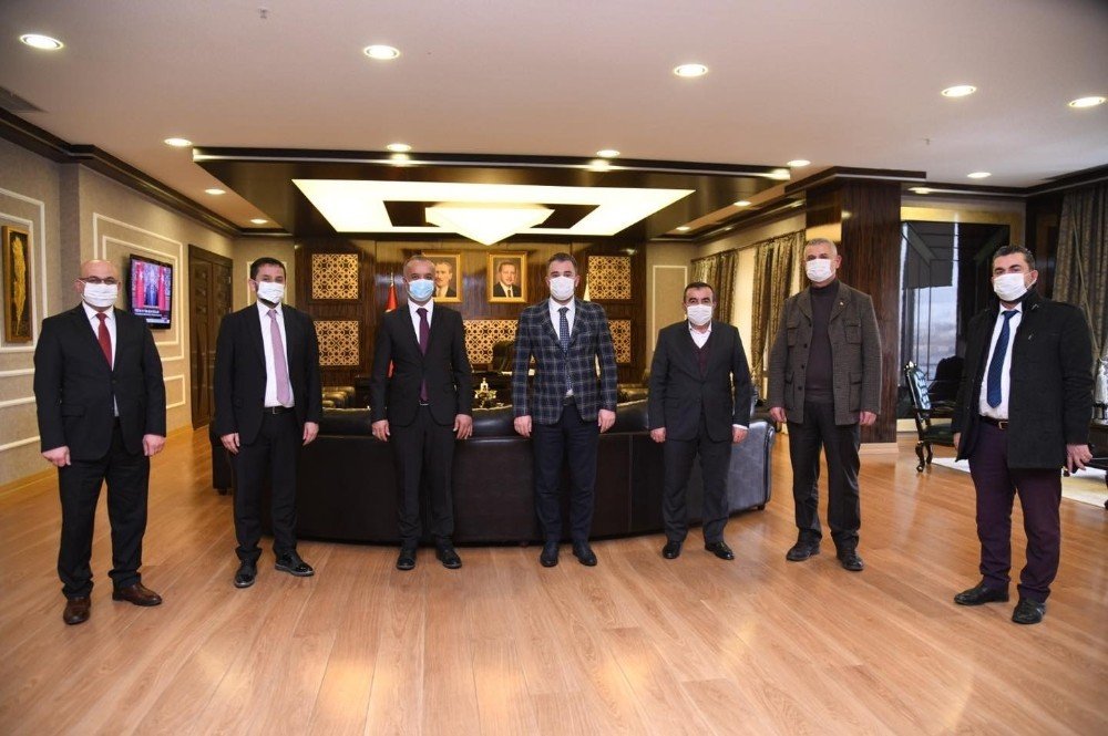 Ankara Minibüsçüler Esnaf Odası Ve Taksicilerden Başkan Çetin’e Ziyaret