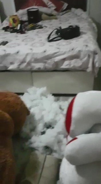Girdiği Evi Savaş Alanına Çevirdi, 150 Bin Lira Ve Ziynet Eşyası Çaldı
