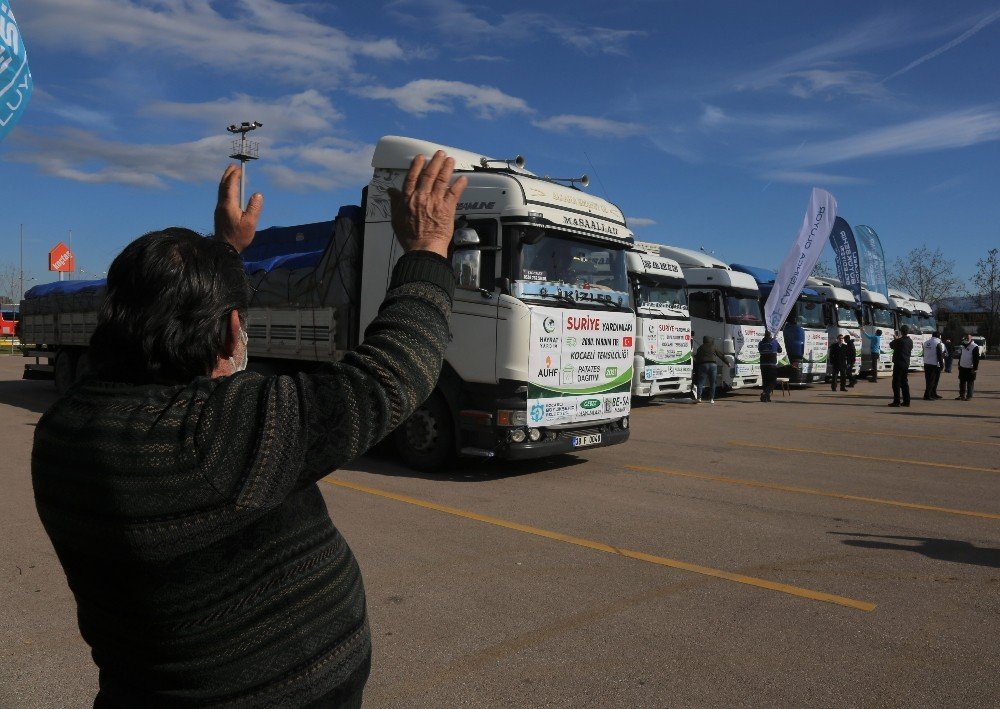 Kocaeli’den Suriye’ye 10 Tır Dolusu Yardım Malzemesi Dualarla Gönderildi