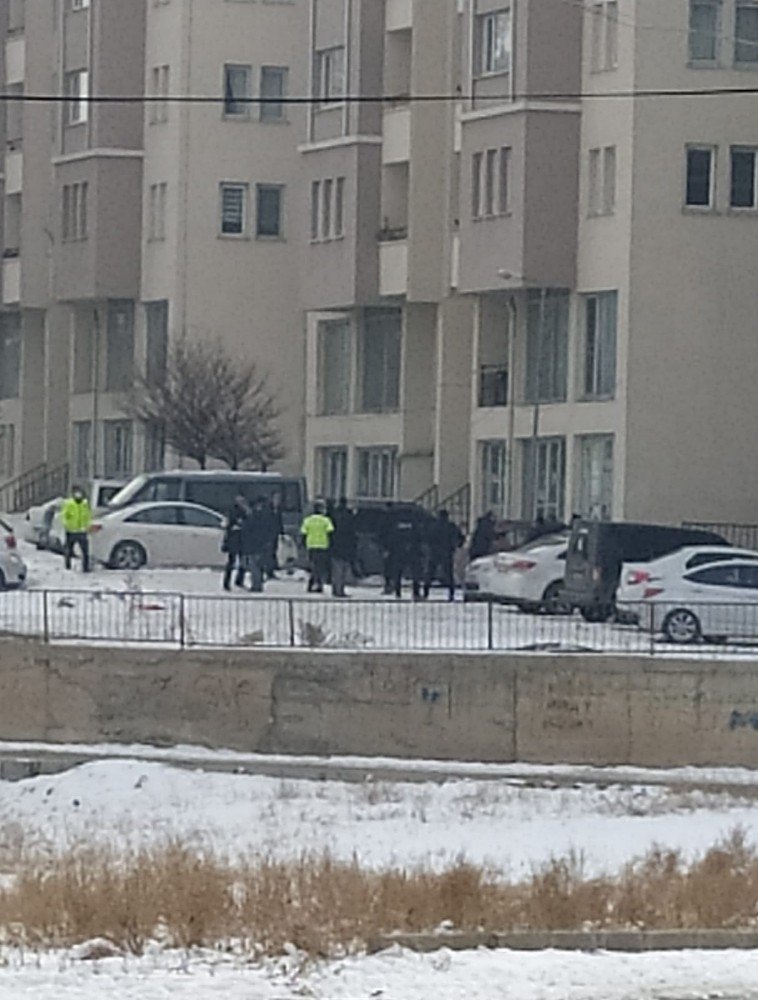 Tuzluca’da İki Grup Arasında Silahlı Çatışma