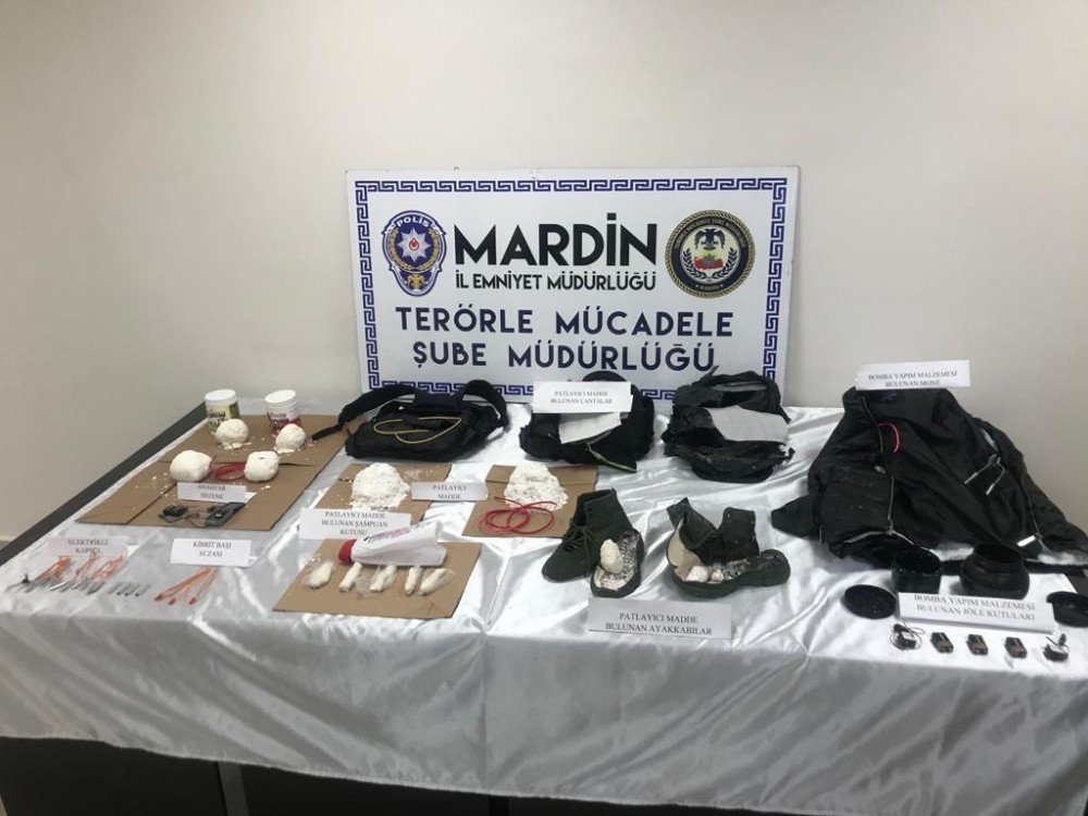Mardin’de Spor Çantasına Gizlenmiş Patlayıcı Madde Ve Bomba Ele Geçirildi