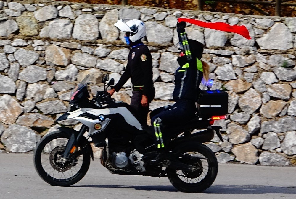Muğla’nın Şahinleri Polisleri 6 Haftalık Eğitimi Başarı İle Tamamladı