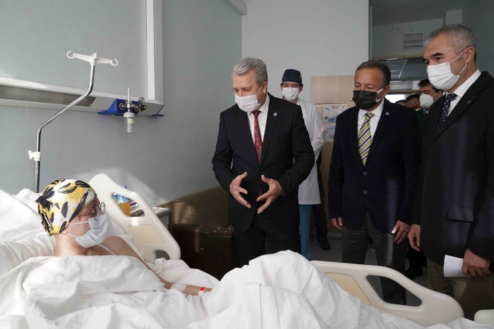 Yaralı Son Depremzede Taburcu Oldu