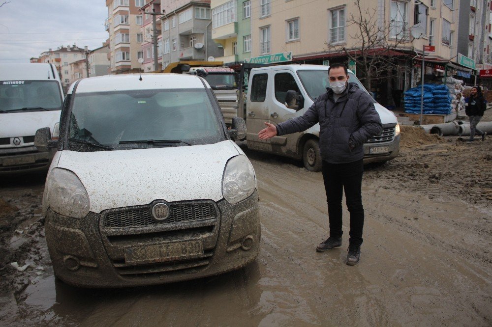Ak Parti’den Chp’li Büyükşehir Belediyesine ‘ucube Yol’ Tepkisi