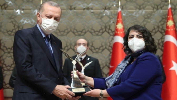 Prof. Dr. Çadırcı’ya Tübi̇tak’tan Teşvik Ödülü