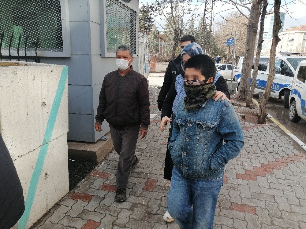 Yabancı Uyruklu Ailenin Para Kavgası Polis Merkezinde Bitti